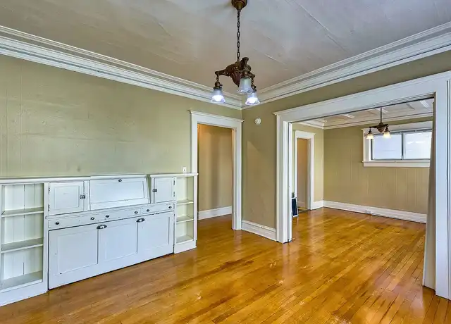 Property at The Brown - 807 SW 14th Ave, Portland, OR, 97205, 0-1 beds, 1 bath, [object Object]