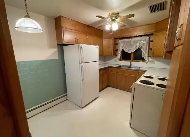 Property at 125 S 4th St Apt A, Olean, NY, 14760, 2 beds, 1 bath, [object Object]
