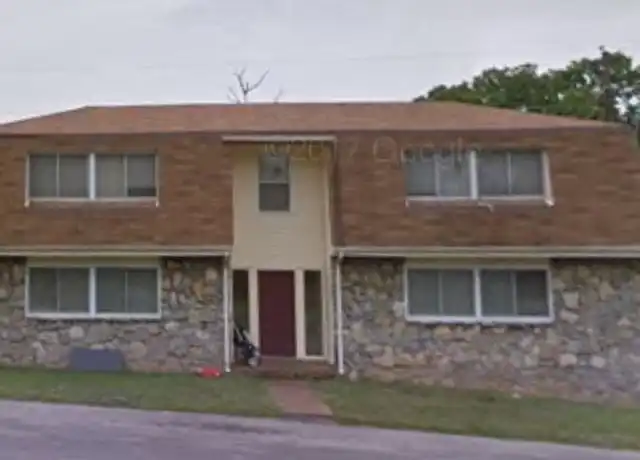 Property at 111 Frances St, Gallatin, TN, 37066, 2 beds, 1.5 baths, [object Object]