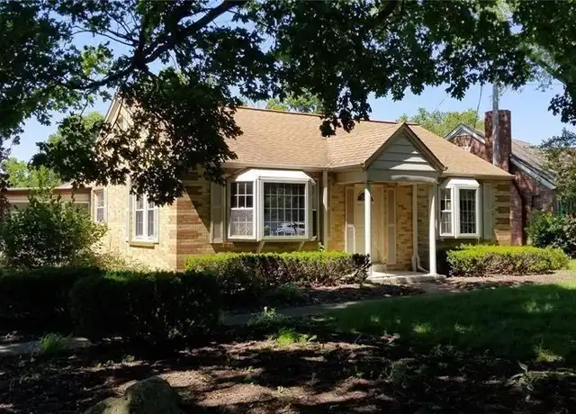 Property at 17707 Wild Horse Creek Rd, Chesterfield, MO, 63005, 2 beds, 2 baths, [object Object]