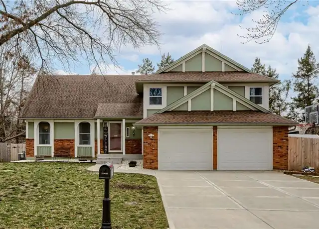 Property at 8615 W 72nd Ter, Overland Park, KS, 66204, 4 beds, 2.5 baths, [object Object]