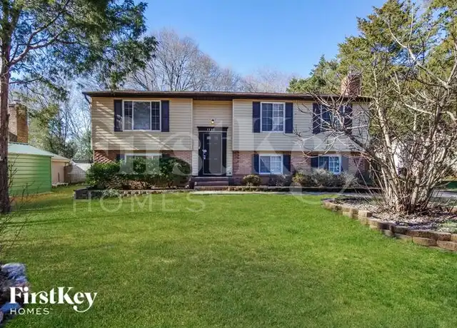 Property at 7333 Brigmore Dr, Charlotte, NC, 28226, 4 beds, 3 baths, [object Object]