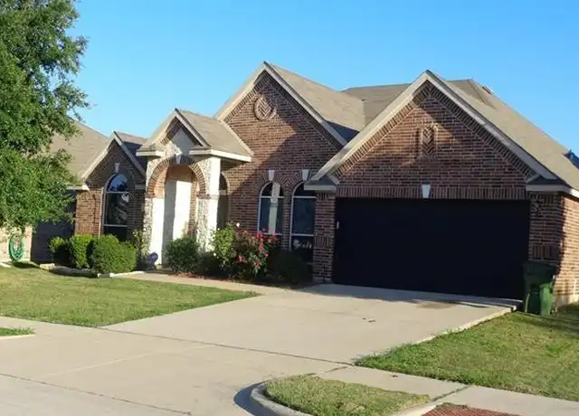 Property at 7911 Decoy Dr, Arlington, TX, 76002, 4 beds, 2 baths, [object Object]