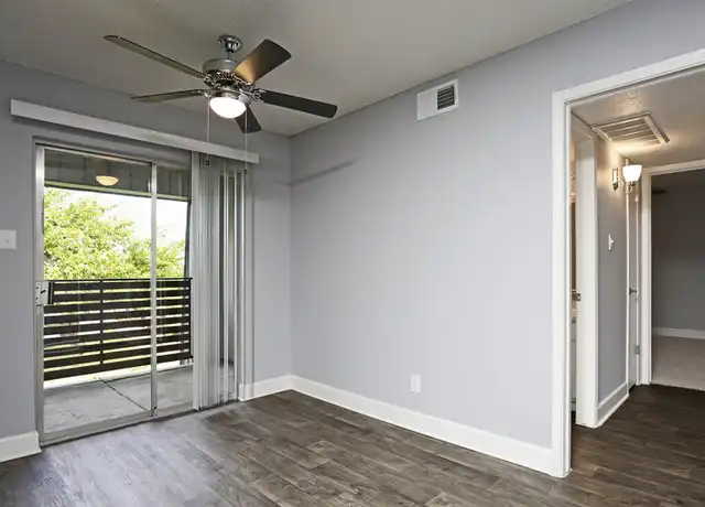 Property at 3207 E Park Row Dr Unit 1242, Arlington, TX, 76010, 2 beds, 1 bath, [object Object]