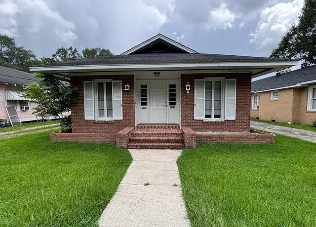Property at 702 E Thomas St, Hammond, LA, 70401, 3 beds, 2 baths, [object Object]