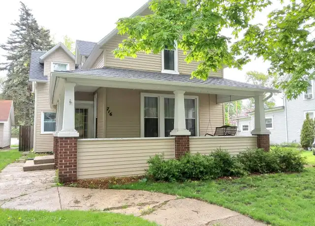 Property at 716 S 8th St, Goshen, IN, 46526, 3 beds, 2 baths, [object Object]