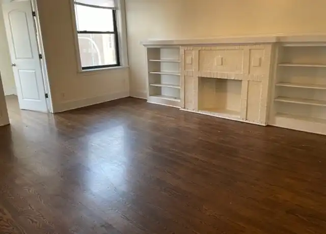 Property at 5036 N Kimball Ave Unit 3, Chicago, IL, 60625, 5 beds, 2 baths, [object Object]