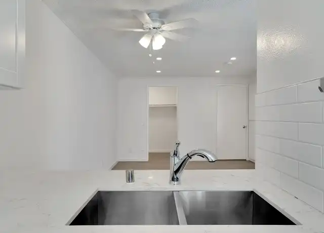 Property at Orange Apartments - 1255 N Orange Dr, Los Angeles, CA, 90038, 0-1 beds, 1 bath, [object Object]