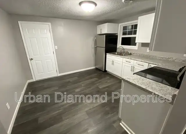 Property at 534 Richfield Rd Unit B, Liberty, MO, 64068, 1 bed, 1 bath, [object Object]