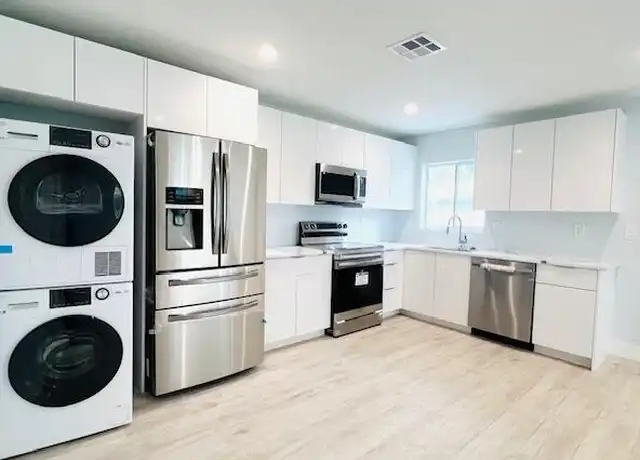 Property at 206 SE 1st Ave #2, Delray Beach, FL, 33444, 1 bed, 1 bath, [object Object]