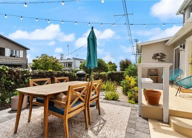 Property at 31641 2nd Ave, Laguna Beach, CA, 92651, 2 beds, 1 bath, [object Object]