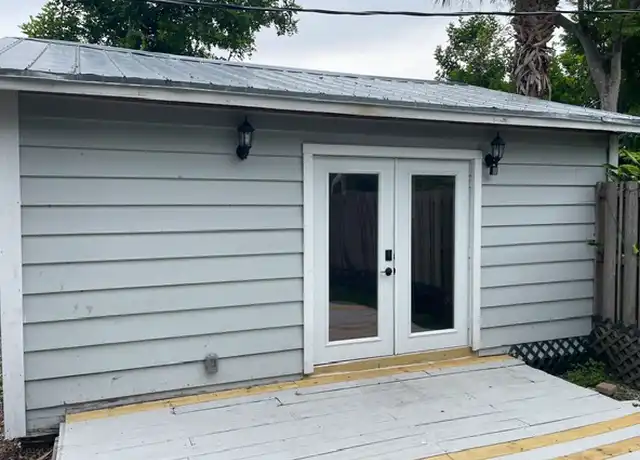 Property at 2132 Roselawn St, Sarasota, FL, 34231, 1 bed, 1 bath, [object Object]