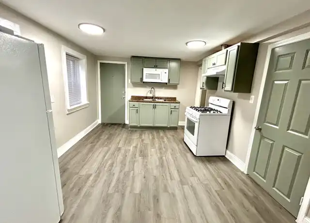 Property at 3215 S Throop St Unit 1R, Chicago, IL, 60608, 2 beds, 1 bath, [object Object]