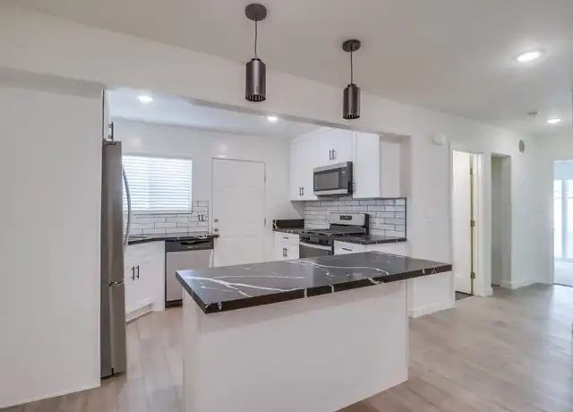 Property at 3630 Eagle St Unit 3636, San Diego, CA, 92103, 2 beds, 1 bath, [object Object]