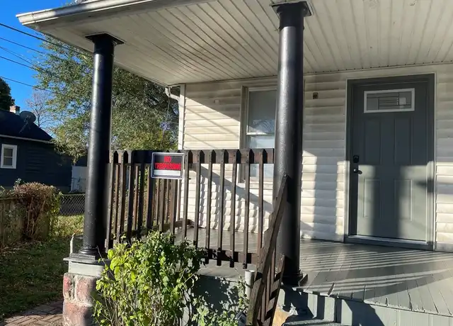 Property at 3136 W 50th St Unit 3, Cleveland, OH, 44102, 3 beds, 1 bath, [object Object]