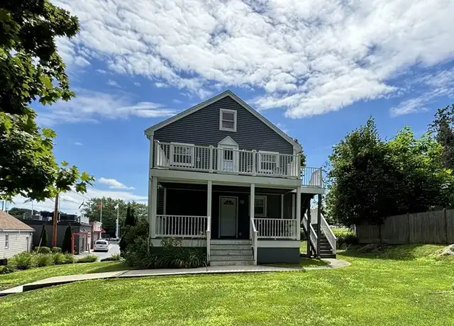 Property at 67R Elm St Unit 2, Woburn, MA, 01801, 2 beds, 1 bath, [object Object]