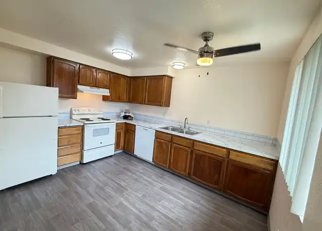 Property at 4225 Devonshire Ct NE, Salem, OR, 97305, 2 beds, 1 bath, [object Object]