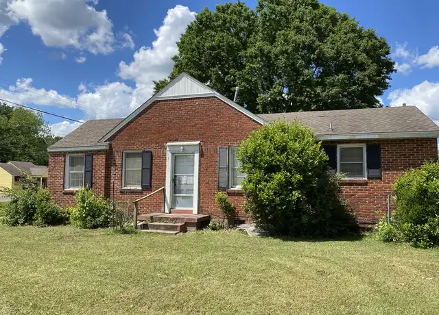 Property at 139 King St, Columbus, MS, 39702, 3 beds, 2 baths, [object Object]
