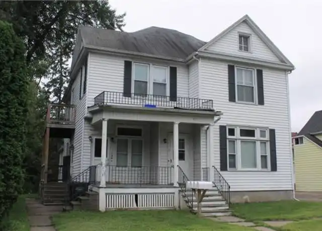 Property at 317 Summit Ave Unit 4, Eau Claire, WI, 54701, 2 beds, 1 bath, [object Object]
