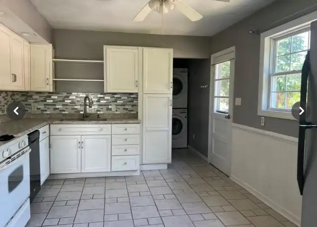 Property at 1126 E 40th St, Erie, PA, 16504, 3 beds, 1.5 baths, [object Object]