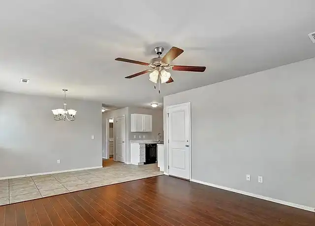 Property at Haden Holly Station - 1002 S Holly St, Siloam Springs, AR, 72761, 3 beds, 2 baths, [object Object]