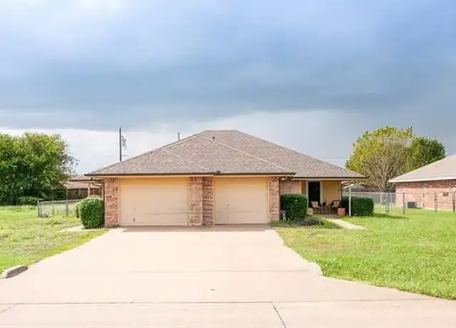 Property at 528 Methodist St, Red Oak, TX, 75154, 3 beds, 2 baths, [object Object]