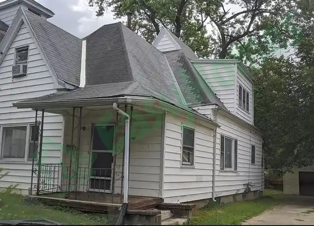 Property at 412 E Arcadia Ave, Peoria, IL, 61603, 3 beds, 1 bath, [object Object]