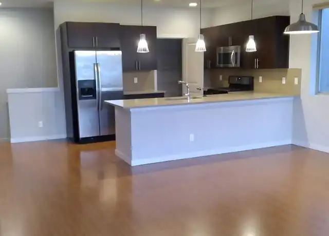 Property at 1607 NW Davis St Unit 06, Portland, OR, 97209, 2 beds, 2.5 baths, [object Object]