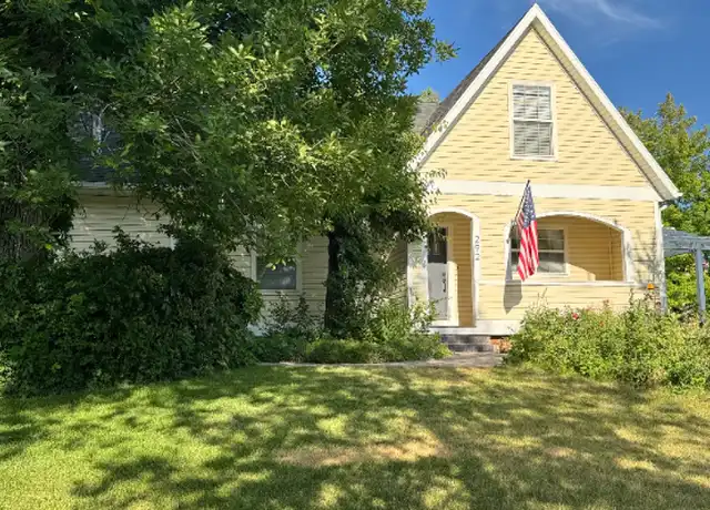 Property at 292 N 200 E, Smithfield, UT, 84335, 4 beds, 2.5 baths, [object Object]