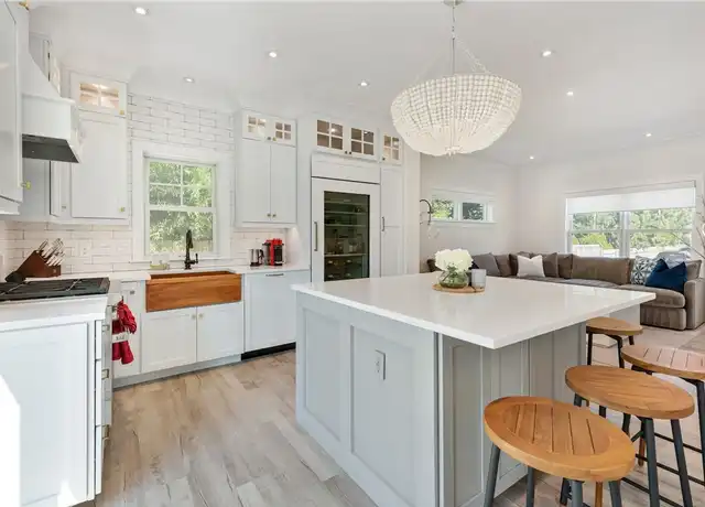Property at 5 Sylvan Ter, Newport, RI, 02840, 3 beds, 2 baths, [object Object]