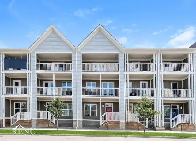 Property at 2335 E 18th St, Chattanooga, TN, 37404, 3 beds, 2 baths, [object Object]