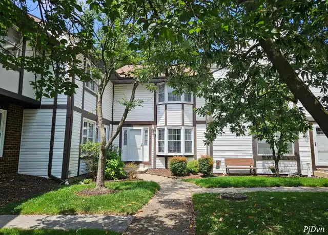 Property at 284 Oakwood Village Ct, Glen Burnie, MD, 21061, 4 beds, 2.5 baths, [object Object]