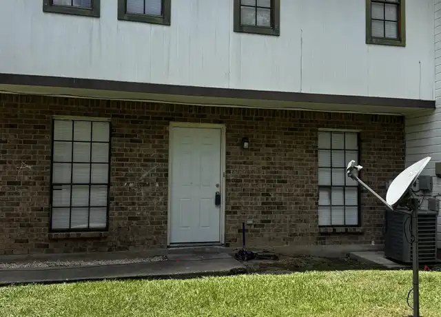 Property at 1437 Lake Calais Ct Unit 3, Baton Rouge, LA, 70808, 2 beds, 2.5 baths, [object Object]