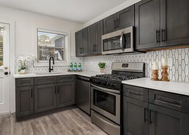 Property at Camellia Decatur - 212 Adair St, Decatur, GA, 30030, 2 beds, 1 bath, [object Object]
