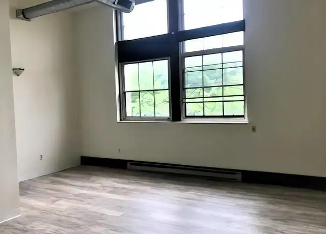 Property at 212 3rd St Unit 3G, Troy, NY, 12180, 1 bed, 1 bath, [object Object]