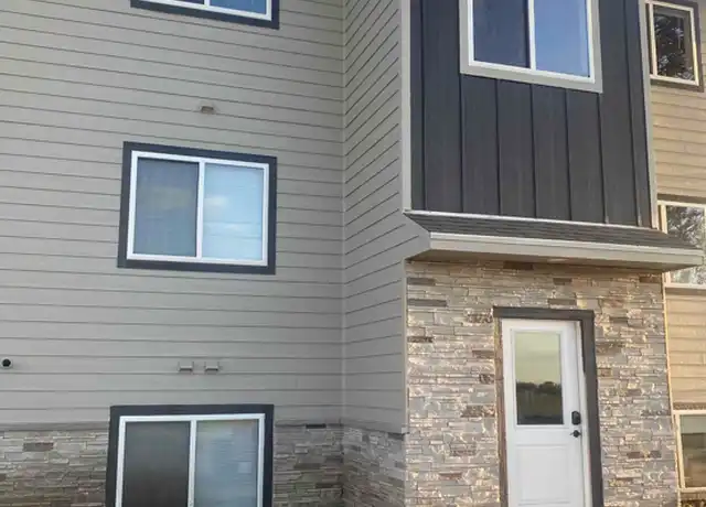 Property at 2115 Maple St Unit 1, Hull, IA, 51239, 2 beds, 1 bath, [object Object]