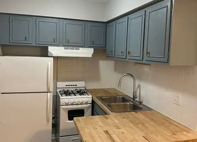 Property at 3161 N Cambridge Ave, Chicago, IL, 60657, 0 beds, 1 bath, [object Object]