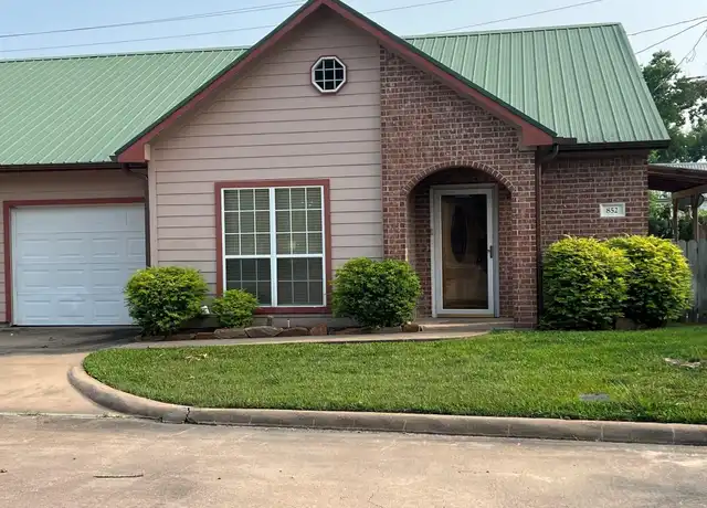 Property at 852 Tangle Oaks Dr, Bellville, TX, 77418, 2 beds, 2 baths, [object Object]