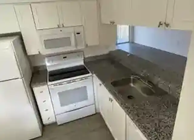 Property at 14208 Glenmoor Dr, West Palm Beach, FL, 33409, 2 beds, 2 baths, [object Object]