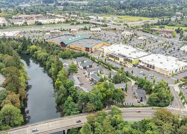 Photo of 18540 SW Boones Ferry Rd, Tualatin, OR 97062