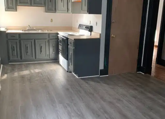 Property at 76 Lilac St Unit 78 2nd Floor, New Haven, CT, 06511, 2 beds, 1 bath, [object Object]