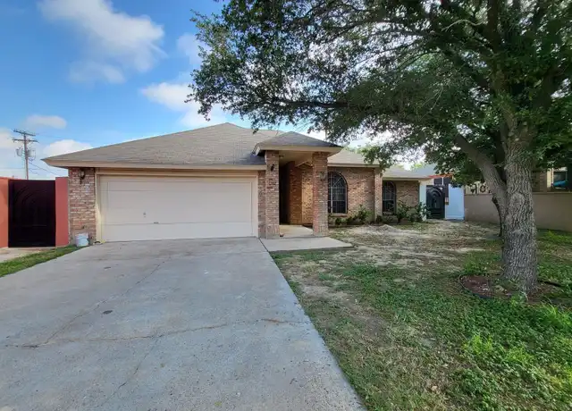 Property at 1202 Shiloh Dr, Laredo, TX, 78045, 3 beds, 2 baths, [object Object]