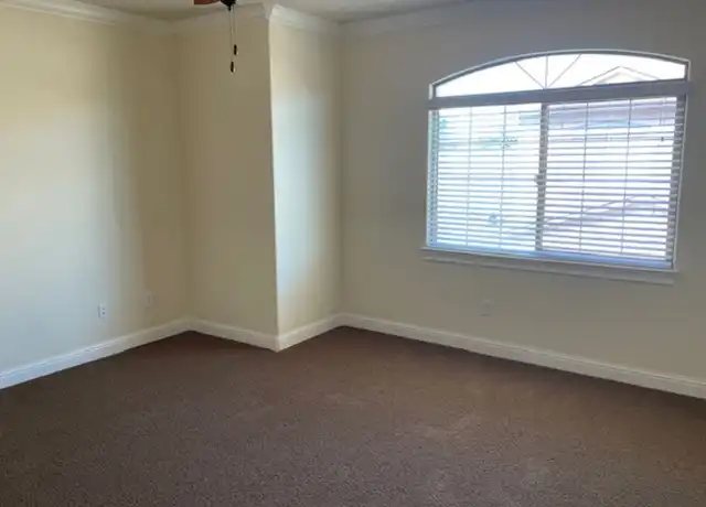 Property at 870 Mission Sierra Ct #19, Redding, CA, 96003, 2 beds, 2.5 baths, [object Object]
