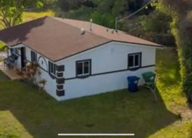 Property at 15200 Railroad Dr, Miami Gardens, FL, 33054, 2 beds, 1 bath, [object Object]