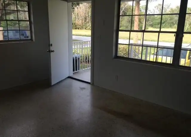 Property at 1184 S Palmetto Ave, Daytona Beach, FL, 32114, 1 bed, 1 bath, [object Object]