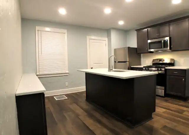 Property at 5346 Hillcrest St, Pittsburgh, PA, 15224, 2 beds, 1 bath, [object Object]