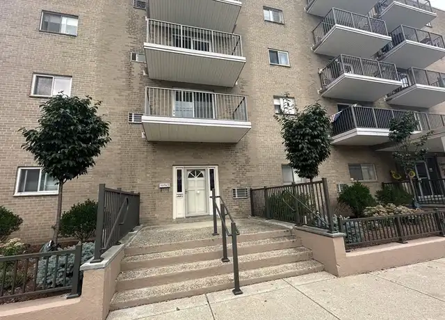 Property at 121 Tremont St #1, Brighton, MA, 02135, 2 beds, 1 bath, [object Object]
