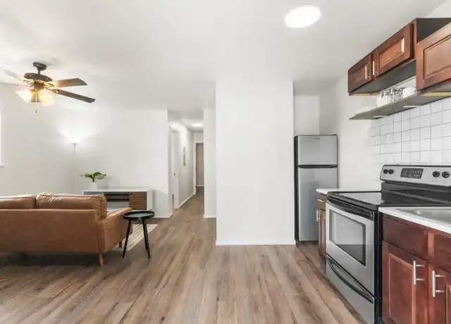Property at 901 N Gaskill St Unit 6, Huntsville, AR, 72740, 2 beds, 1 bath, [object Object]