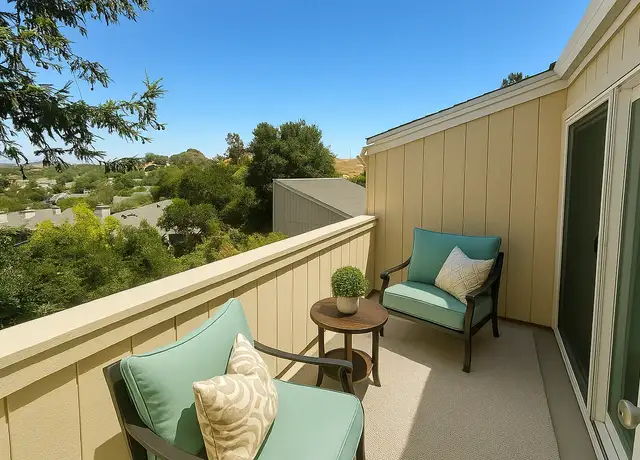 Photo of 1009 Green Oak Dr, Novato, CA 94949