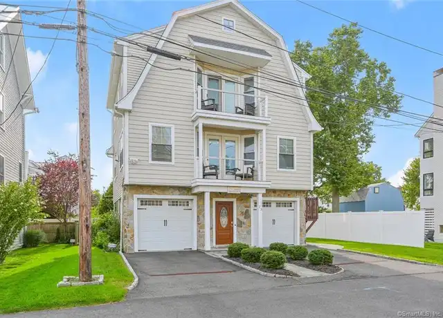 Property at 25 Penfield Pl, Fairfield, CT, 06824, 4 beds, 3 baths, [object Object]